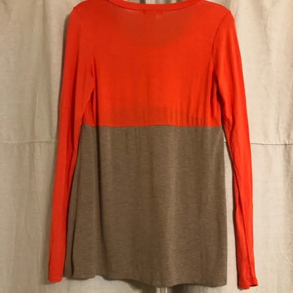 2 for 20 | Anthropologie Color Block Pocket Long Sleeve Tee - Picture 3 of 6